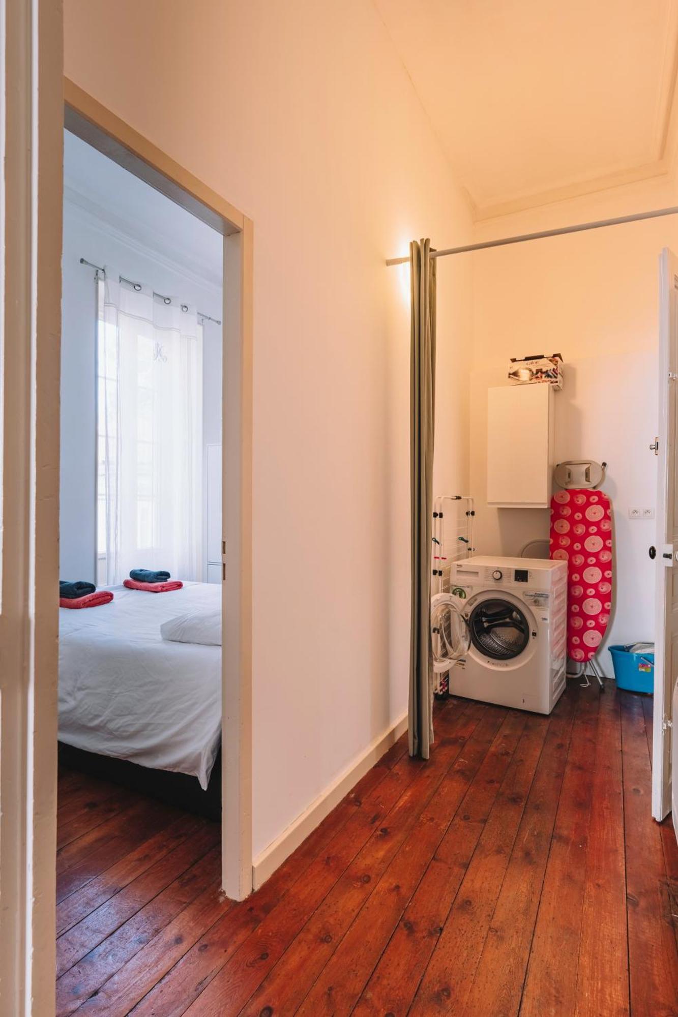 Demeure & Confort Nîmes Extérieur photo